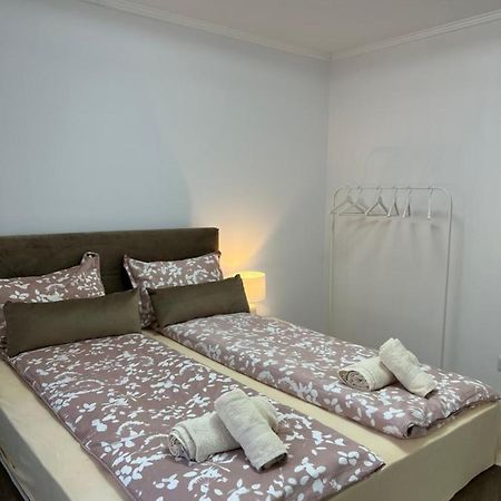 Ferienwohnung Complex Rezidential Ana Caransebeş Exterior foto